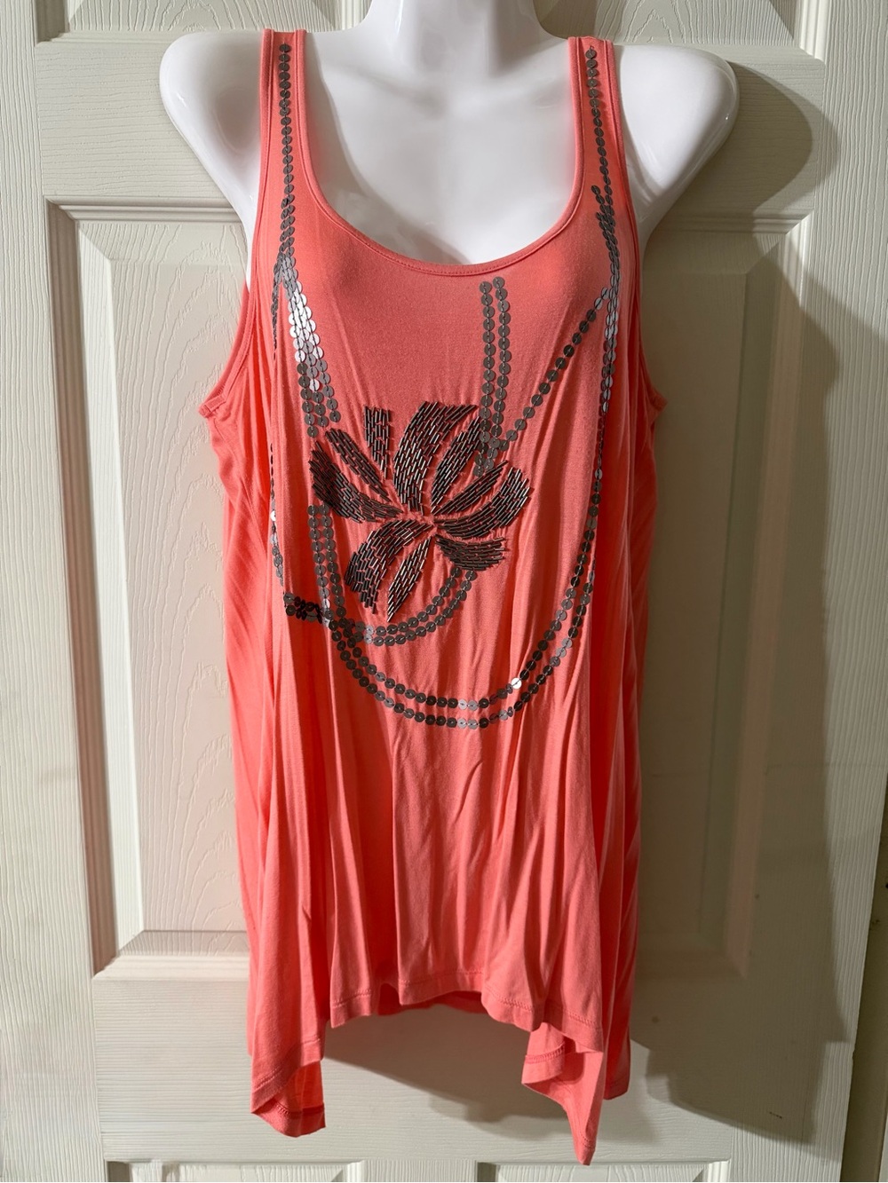 Elle Coral Sequin Floral Scoop Tank